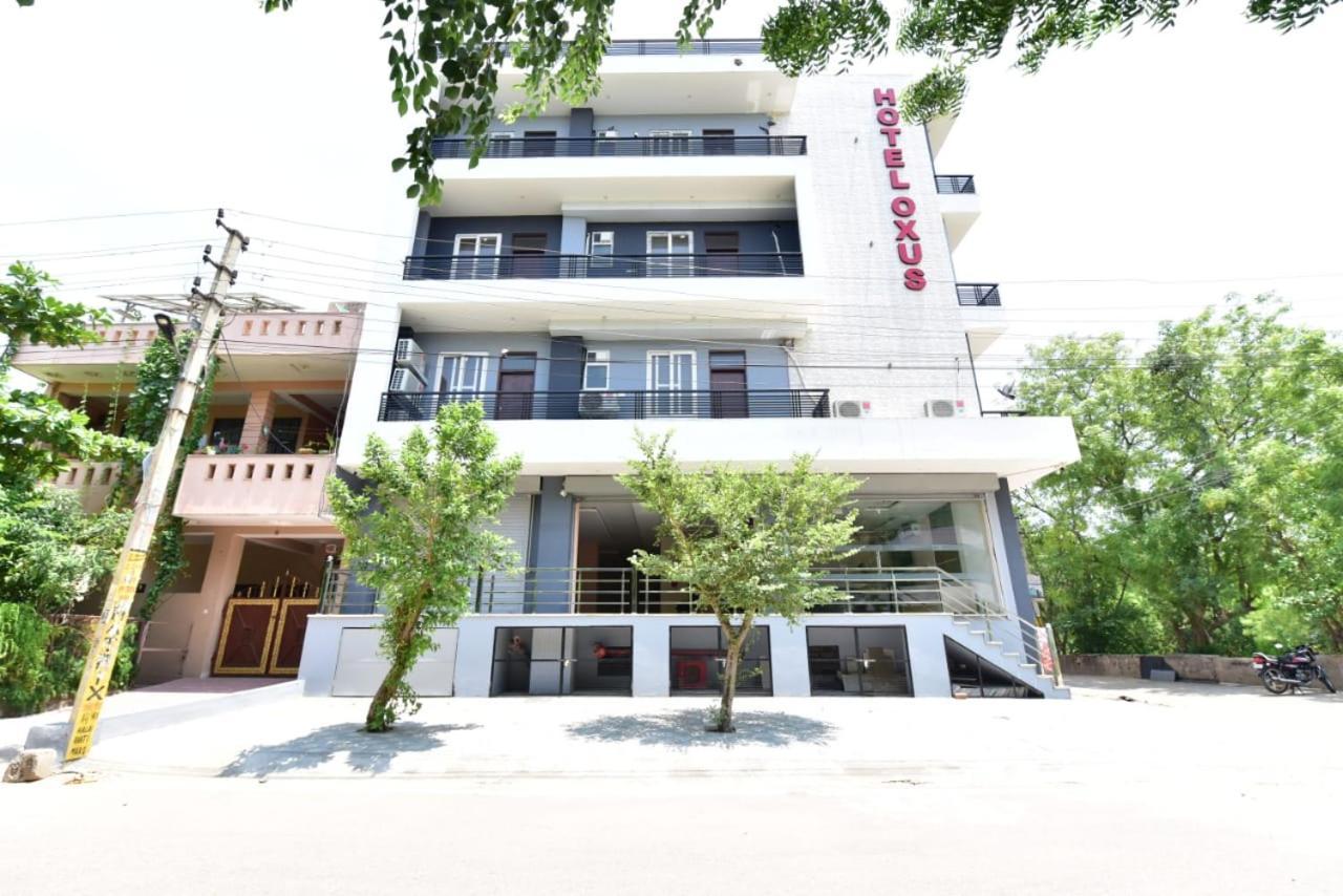 Hotel Oxus, Partap Nagar Jaipur Bagian luar foto
