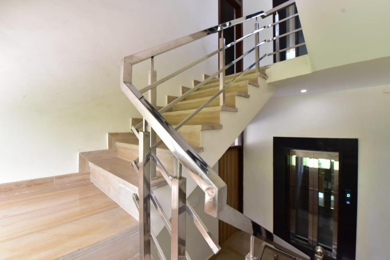 Hotel Oxus, Partap Nagar Jaipur Bagian luar foto