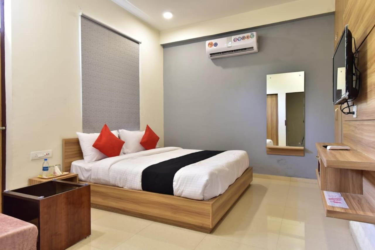 Hotel Oxus, Partap Nagar Jaipur Bagian luar foto