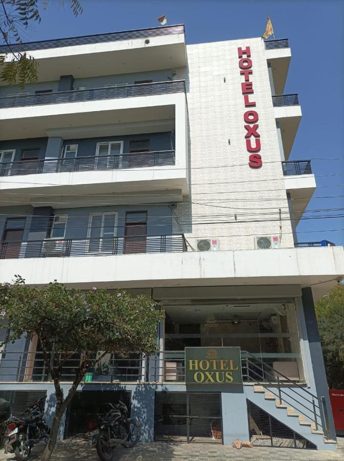 Hotel Oxus, Partap Nagar Jaipur Bagian luar foto