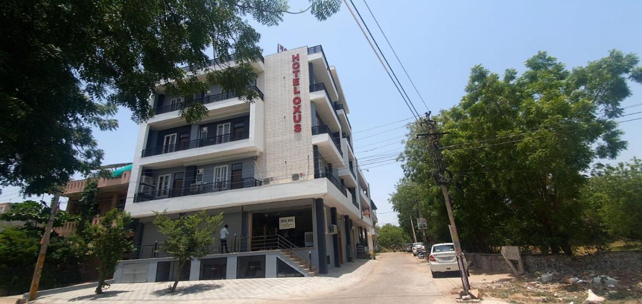 Hotel Oxus, Partap Nagar Jaipur Bagian luar foto