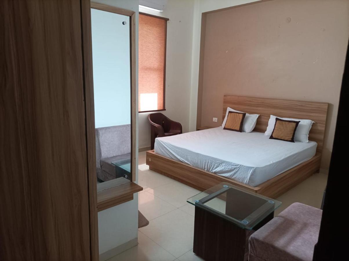 Hotel Oxus, Partap Nagar Jaipur Bagian luar foto