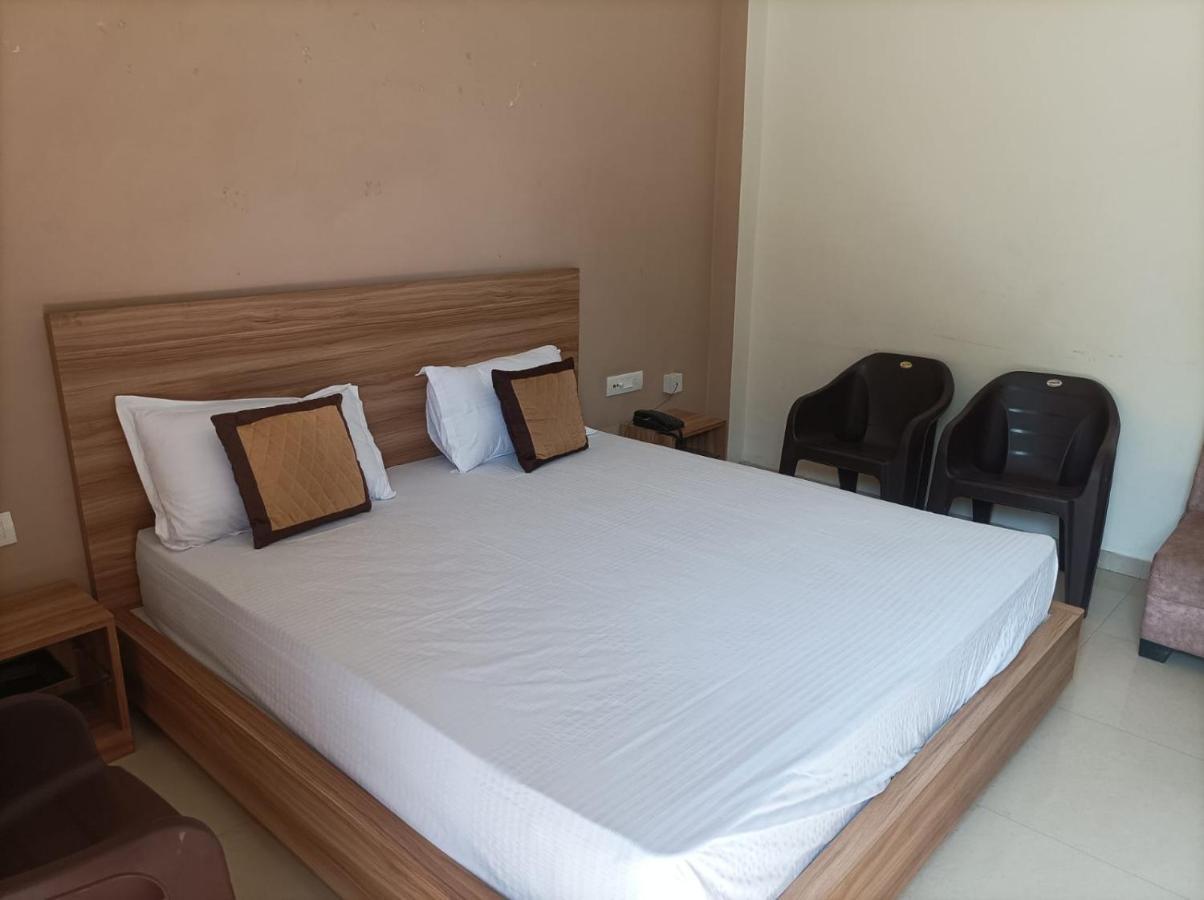 Hotel Oxus, Partap Nagar Jaipur Bagian luar foto